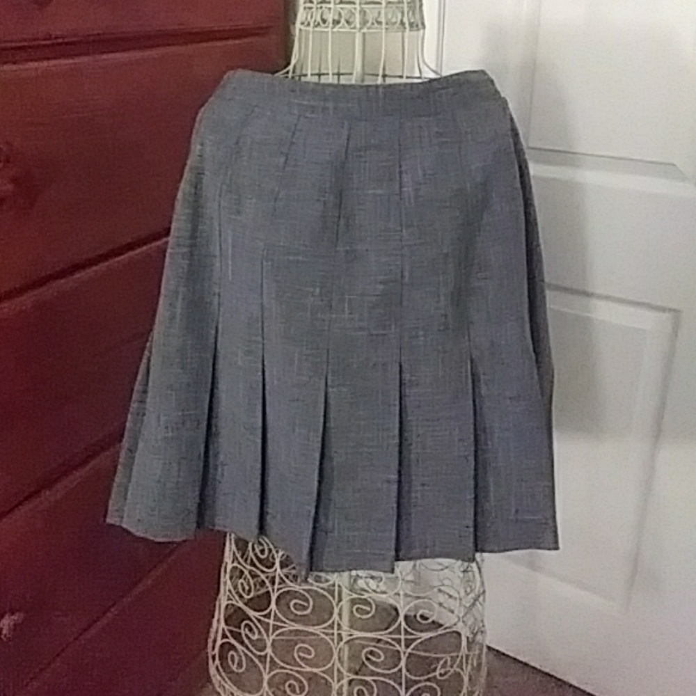skirt